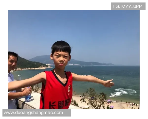 明星球员生活揭秘：赛外生活点滴