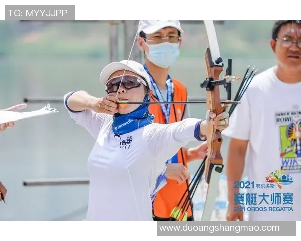 世界赛艇运动员同步配合关键技术指标与心理协调训练策略研究